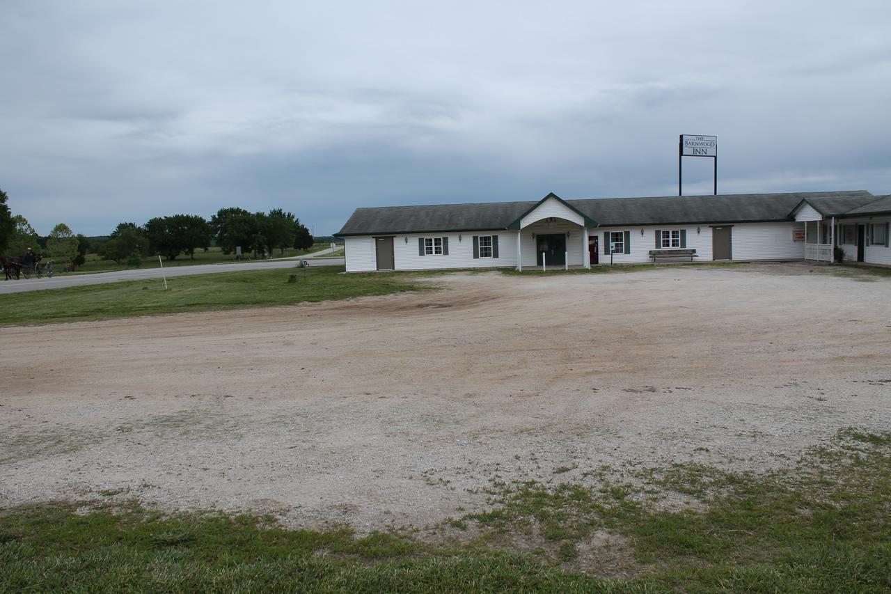 The Barnwood Inn Humansville エクステリア 写真